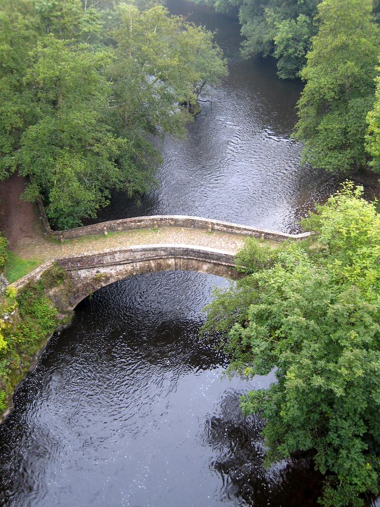 A2007092305.jpg - Pierre Perthuis: de oude Romeinse brug.